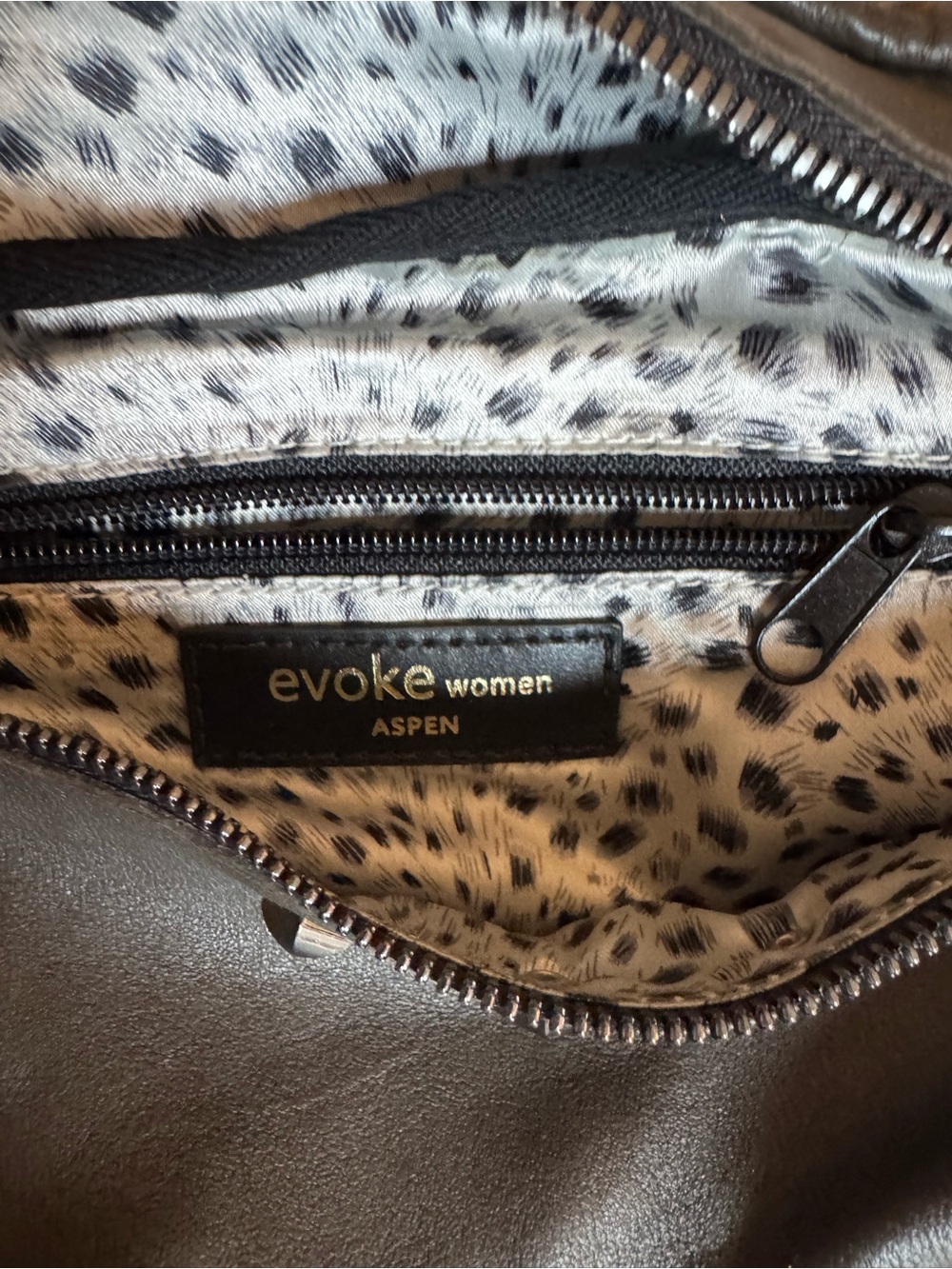 Evoke Leather Sling Bag - Picture 7 of 9
